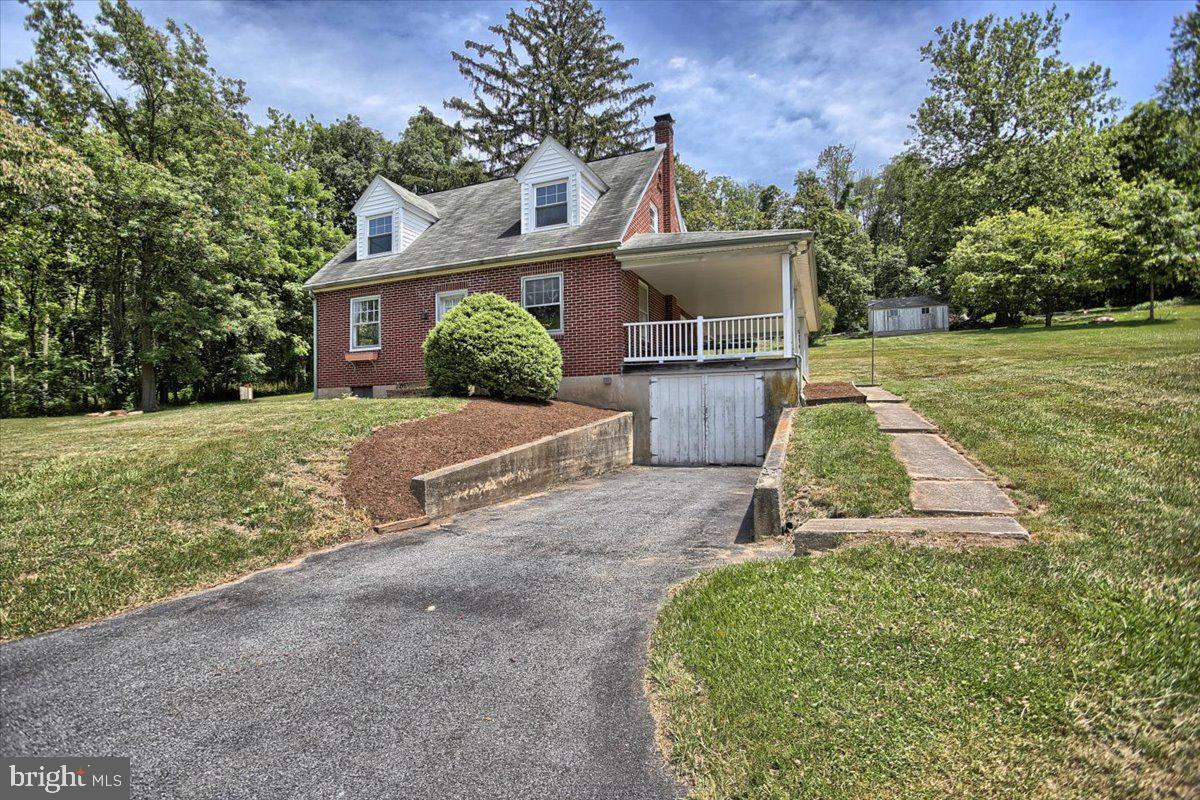5514 Elizabethtown Road Palmyra, PA 17078 - Photo 2 of 29 Gallery Image 2