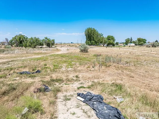 $275,000 | 386 Cutshalts Road, Pocatello, ID 83202