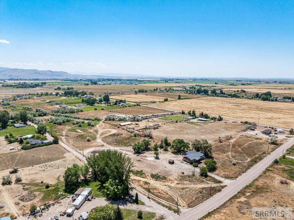 386 Cutshalts Road Pocatello, ID 83202 - Photo 9 of 14