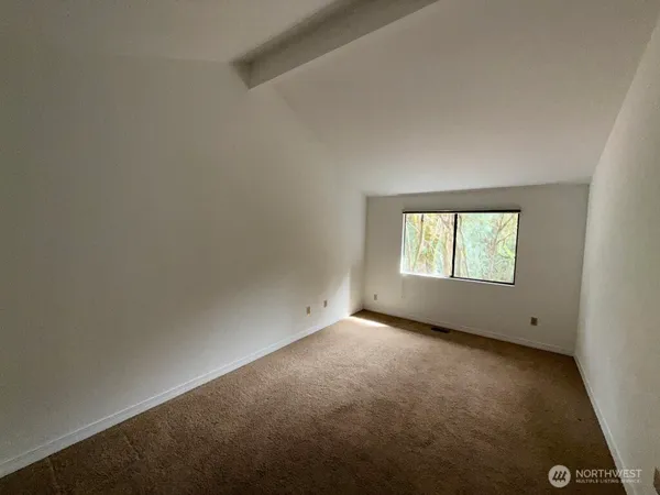 $3,250 | 15927 Northeast 59th Way, Redmond, WA 98052