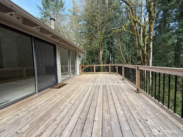 $3,250 | 15927 Northeast 59th Way, Redmond, WA 98052