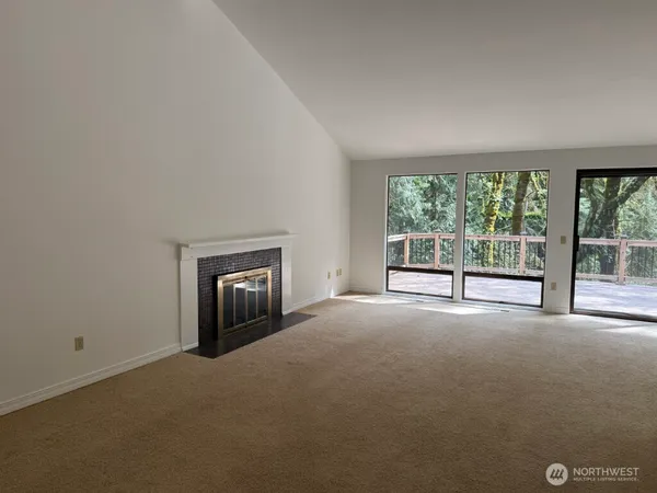 $3,250 | 15927 Northeast 59th Way, Redmond, WA 98052