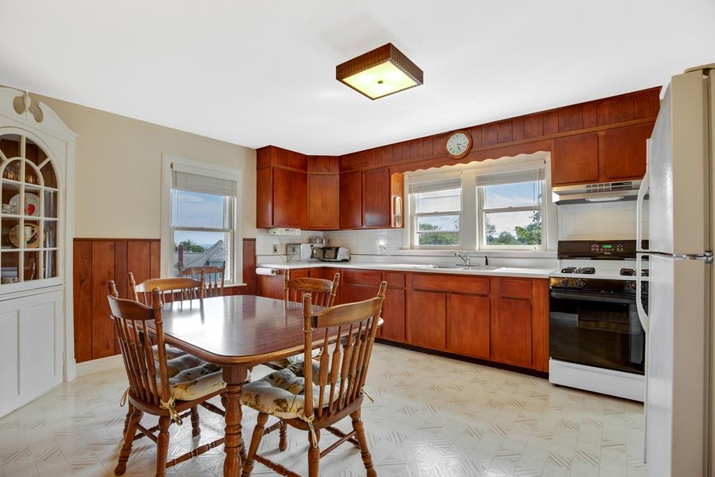 15 Valley Road Nahant, MA 01908 - Photo 12 of 30 Gallery Image 12
