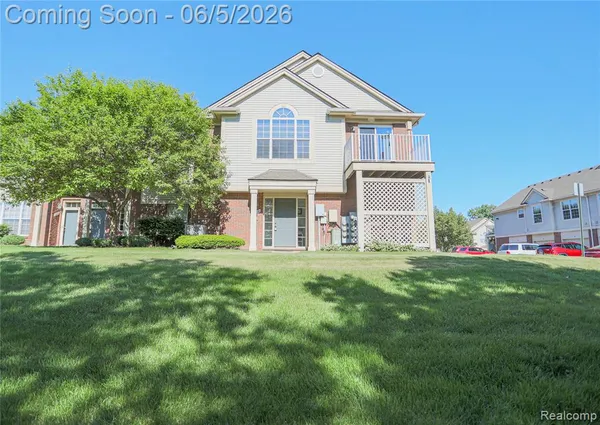 $265,000 | 1859 Flagstone Circle, Rochester, MI 48307