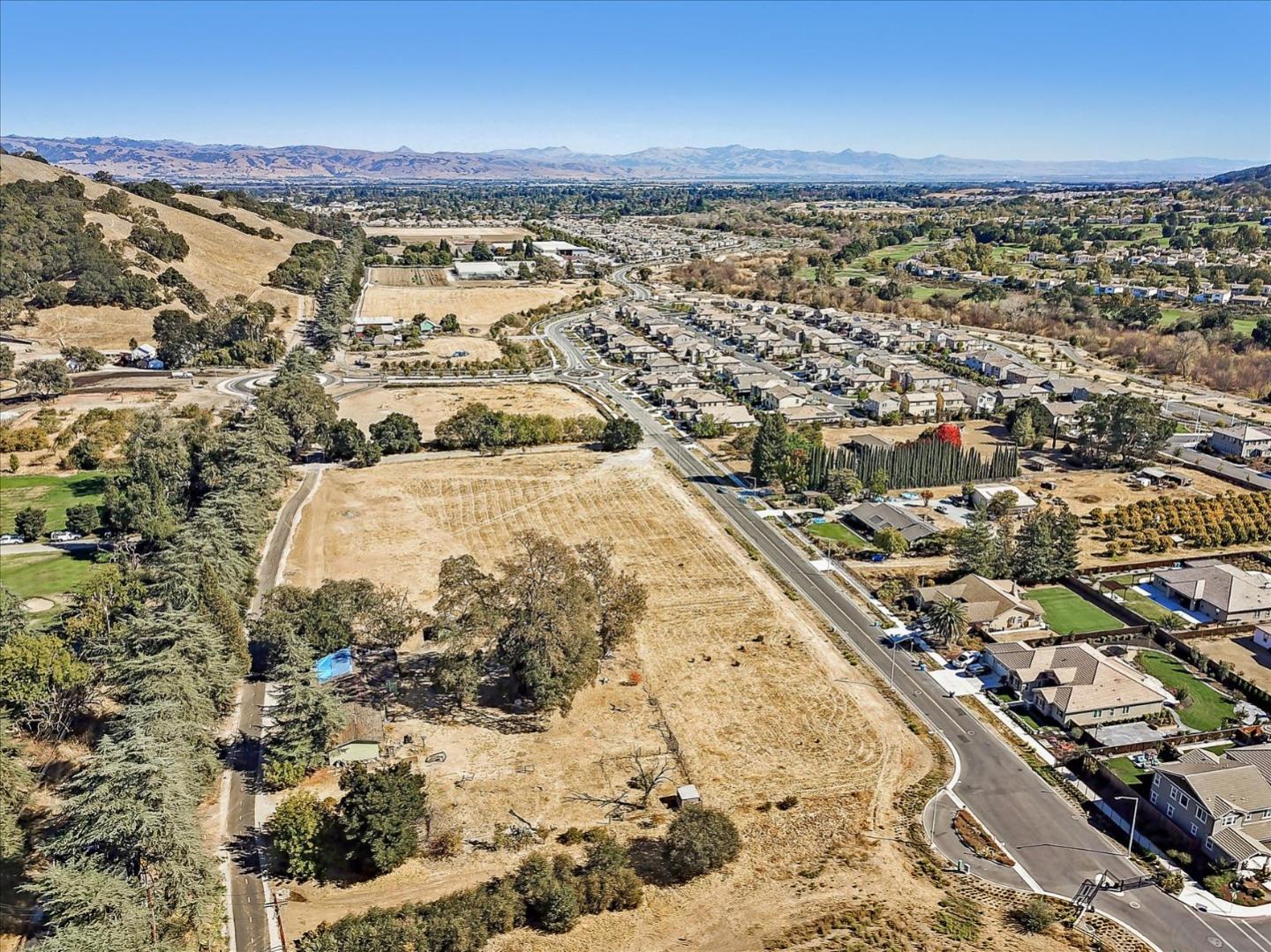 2740 Hecker Pass Road Gilroy, CA 95020 - Photo 15 of 15