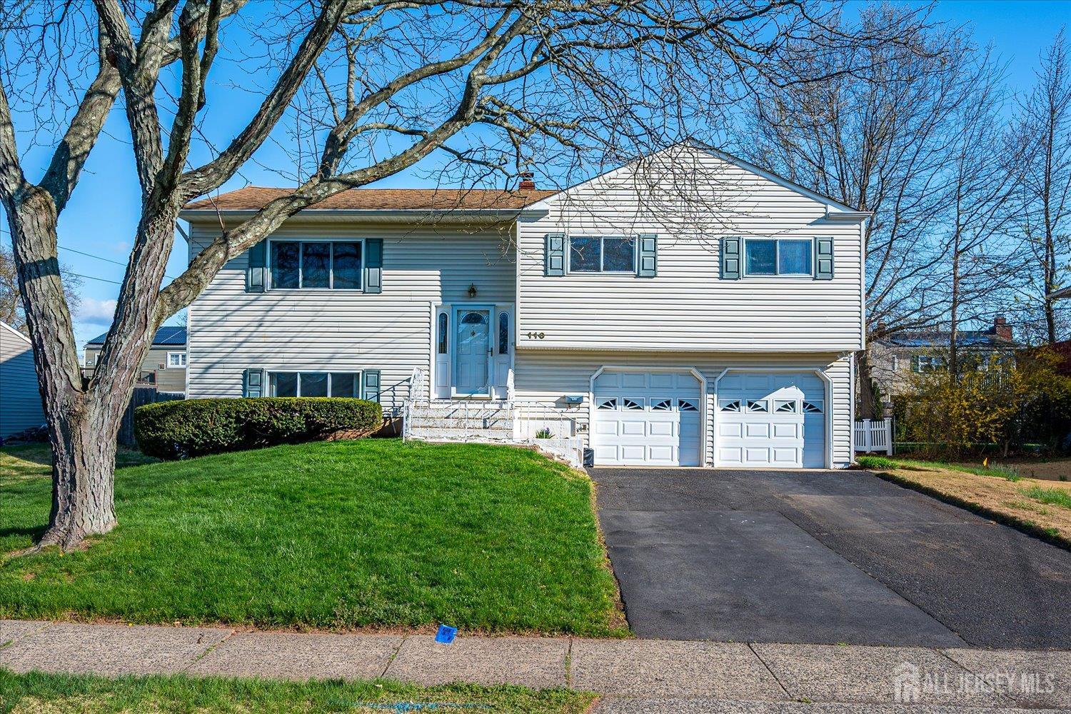 110 Benart Place Middlesex, NJ 08846 - Photo 1 of 28