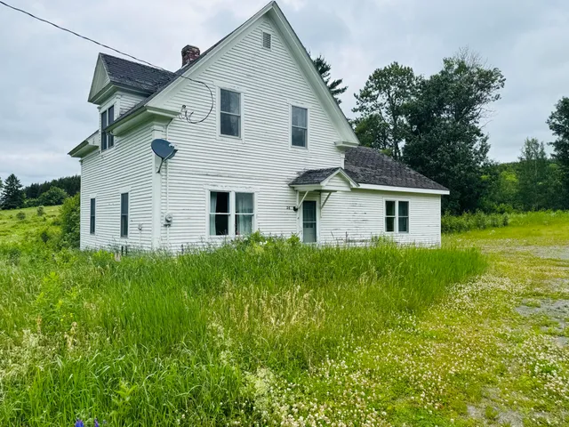 $228,500 | 26 New Canada Road, New Canada, ME 04743