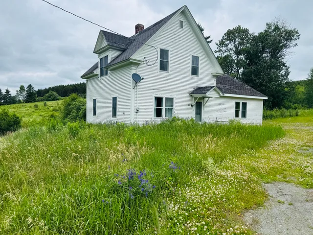 $228,500 | 26 New Canada Road, New Canada, ME 04743