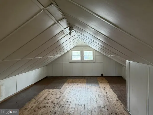 $1,800 | 132 Homecrest Avenue, Trenton, NJ 08638