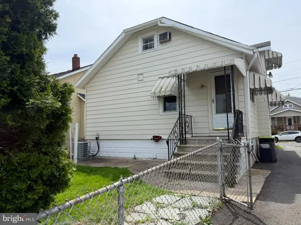 $1,800 | 132 Homecrest Avenue, Trenton, NJ 08638