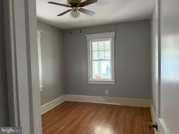 $1,800 | 132 Homecrest Avenue, Trenton, NJ 08638