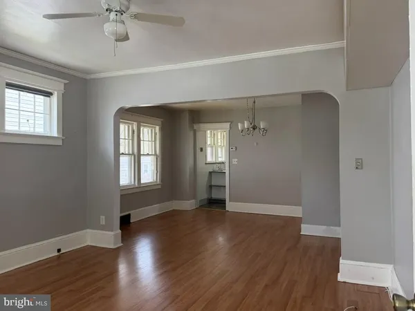 $1,800 | 132 Homecrest Avenue, Trenton, NJ 08638