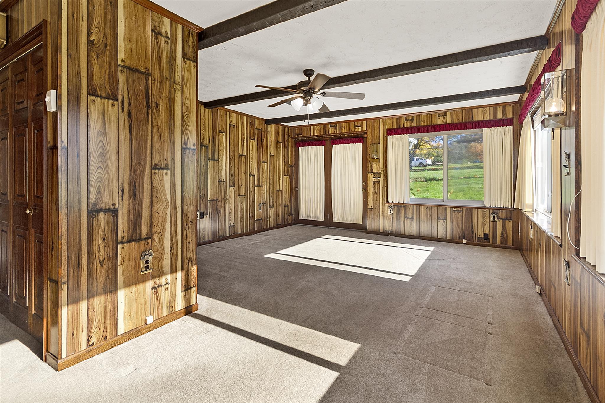 1712 Newbern Road Pulaski, VA 24301 - Photo 36 of 72 Gallery Image 36