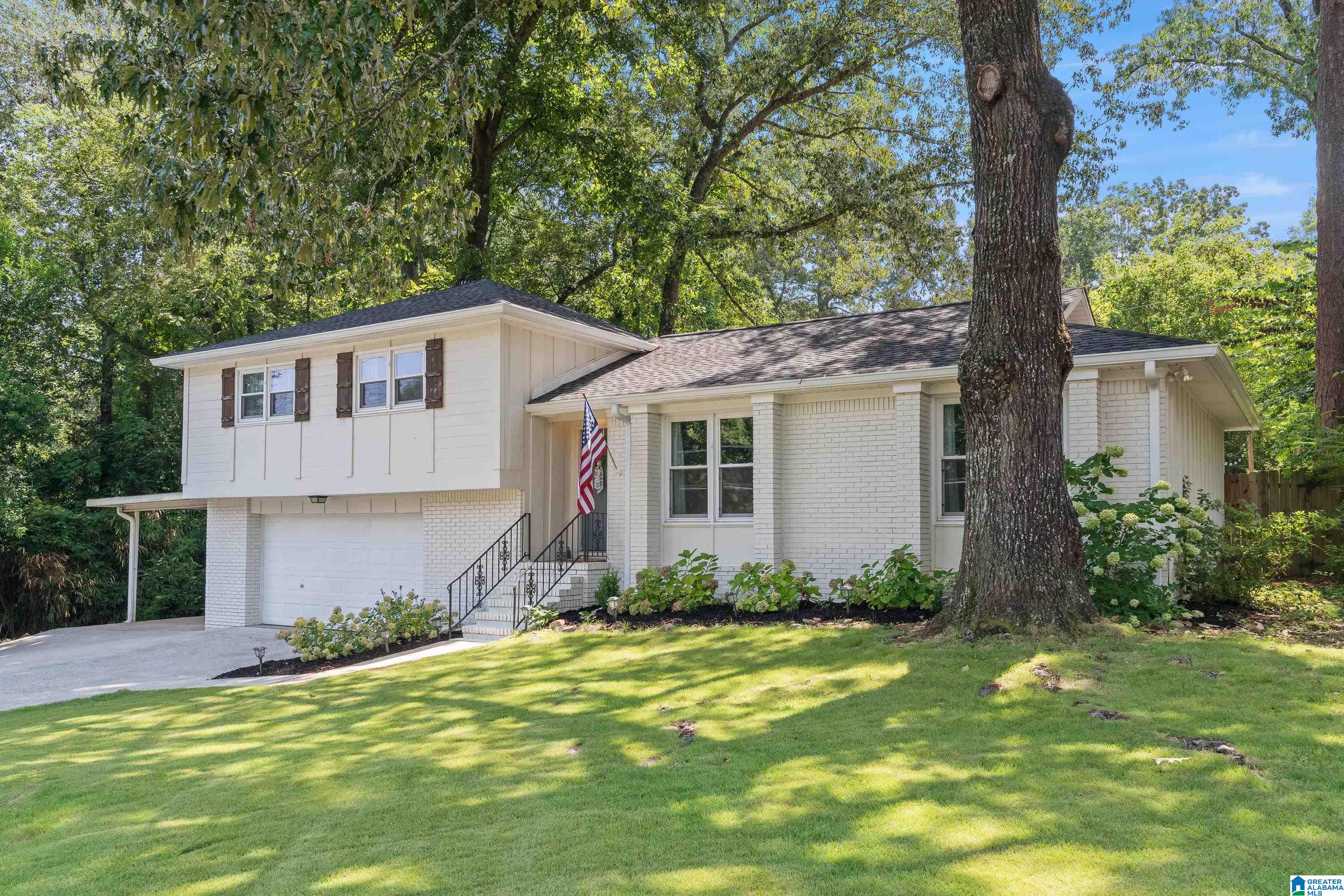 2221 Rocky Ridge Road Hoover, AL 35216 - Photo 2 of 34 Gallery Image 2