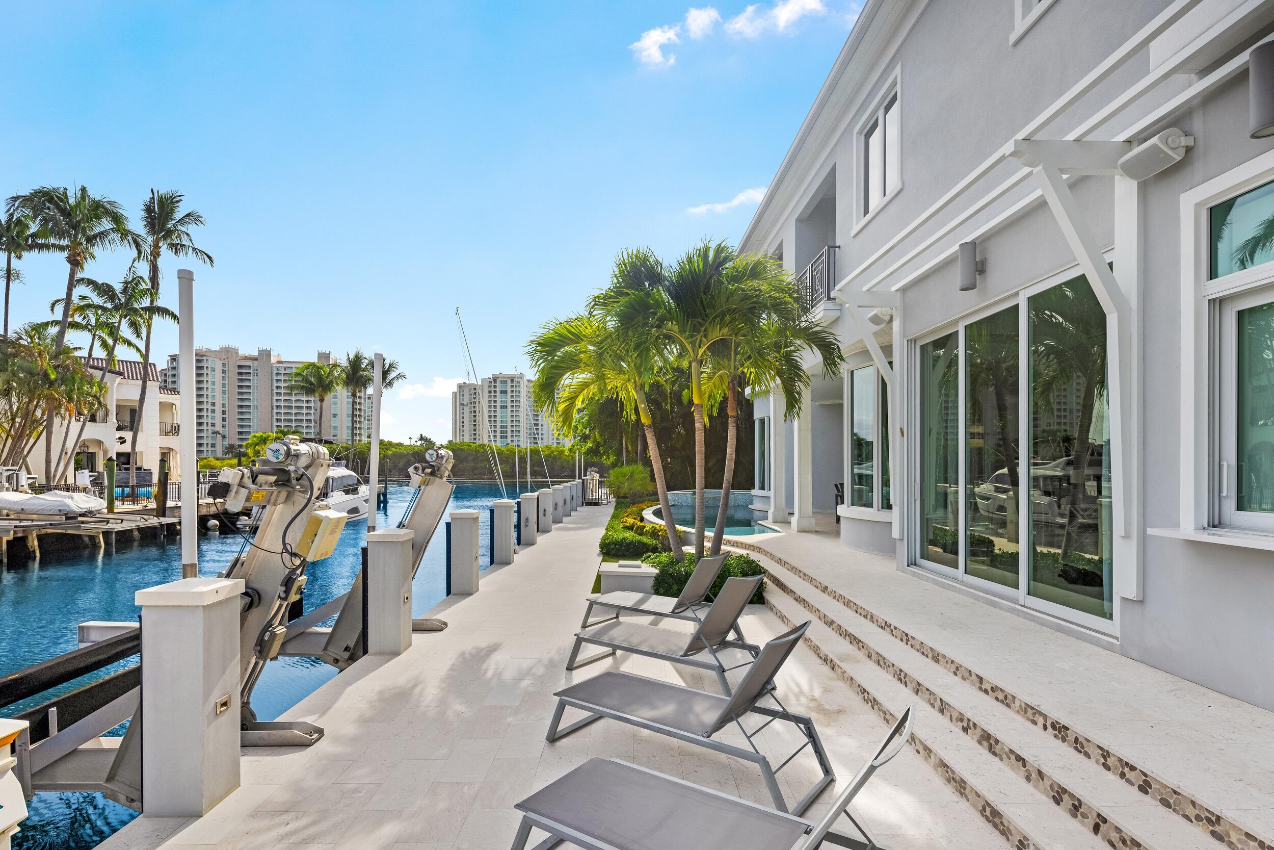 863 Enfield Street Boca Raton, FL 33487 - Photo 24 of 67 Sun Deck