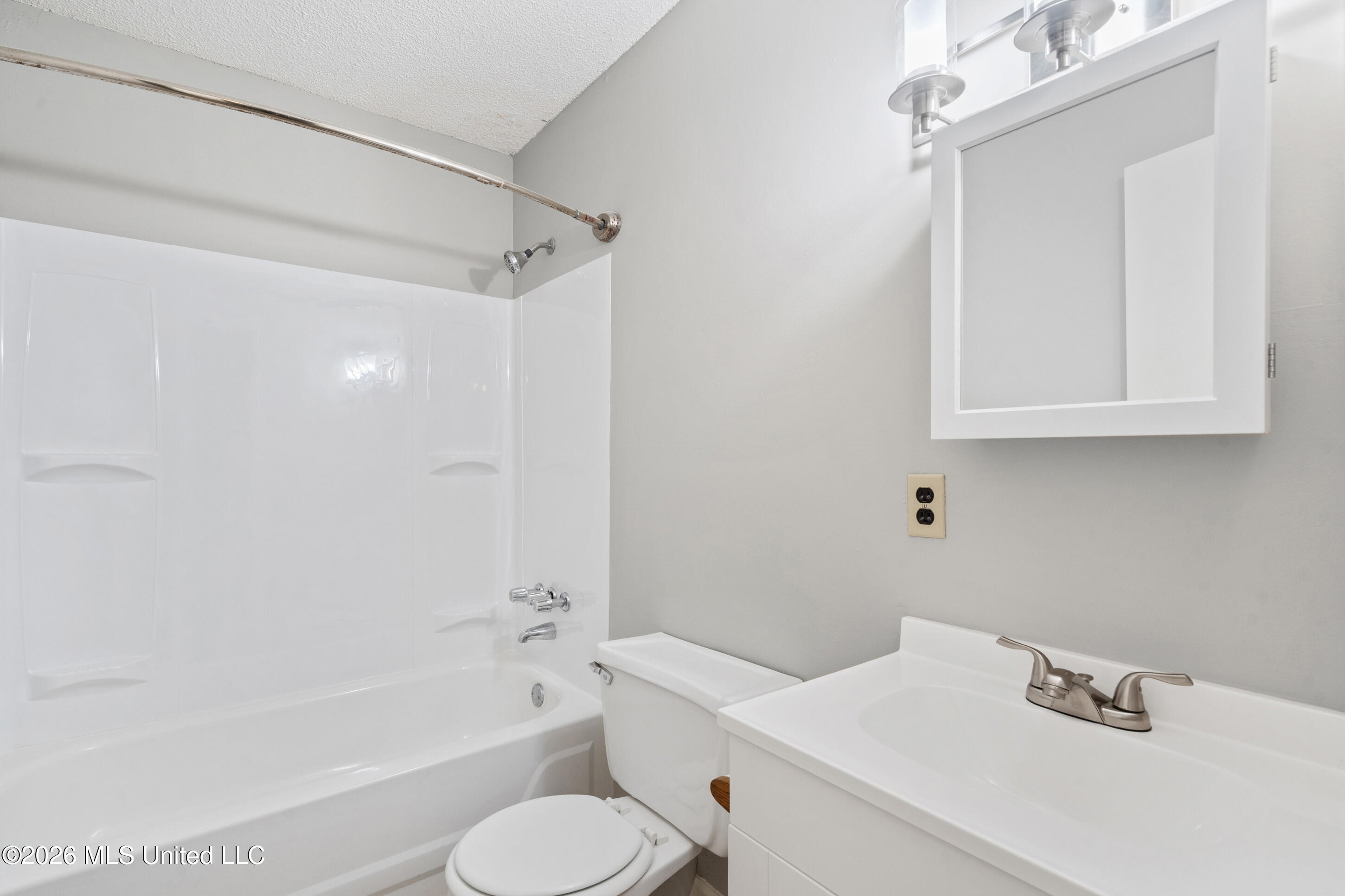 49 Autumn Drive Coldwater, MS 38618 - Photo 17 of 28 autumn master bath