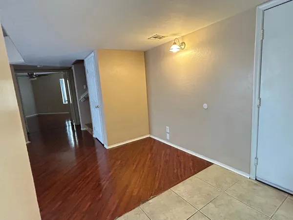 $1,850 | 4219 West Calavar Road, Phoenix, AZ 85053