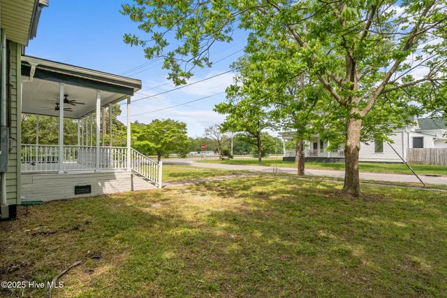 $349,900 | 301 West Central Street, Maxton, NC 28364