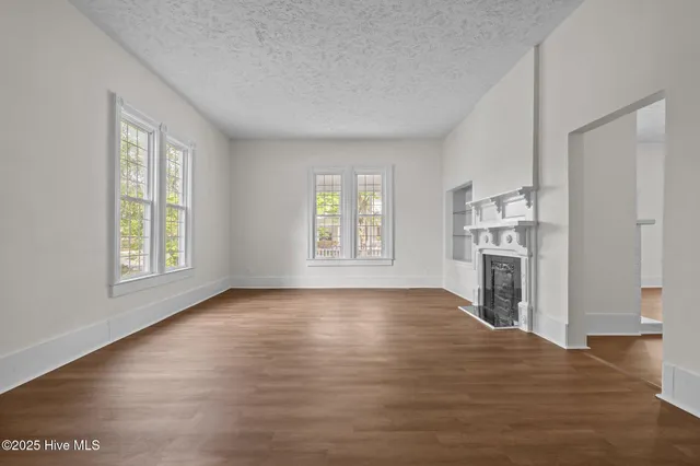 $349,900 | 301 West Central Street, Maxton, NC 28364