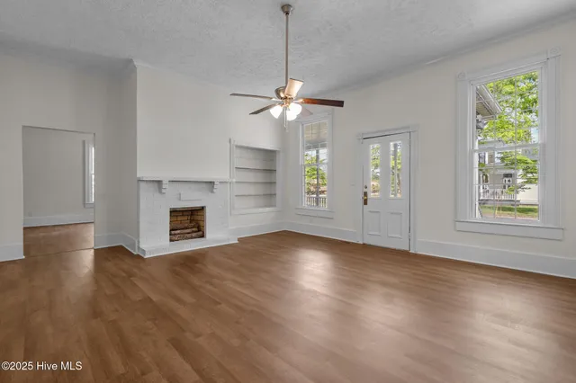 $349,900 | 301 West Central Street, Maxton, NC 28364