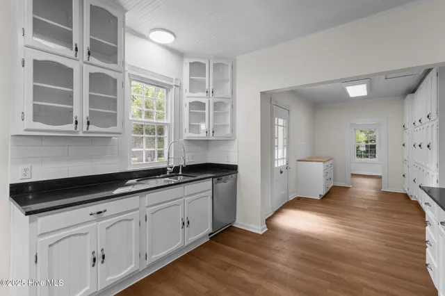 $349,900 | 301 West Central Street, Maxton, NC 28364