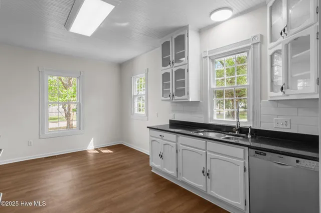 $349,900 | 301 West Central Street, Maxton, NC 28364