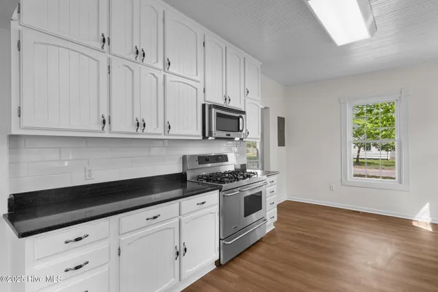 $349,900 | 301 West Central Street, Maxton, NC 28364