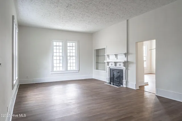 $349,900 | 301 West Central Street, Maxton, NC 28364