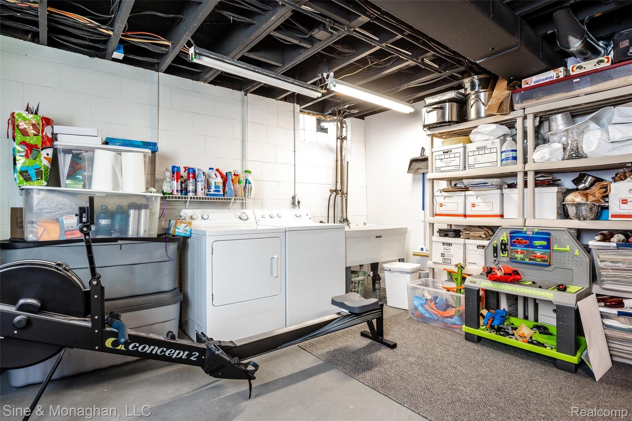 901 South Oxford Road Grosse Pointe, MI 48236 - Photo 66 of 72 901 S Oxford L065.jpg