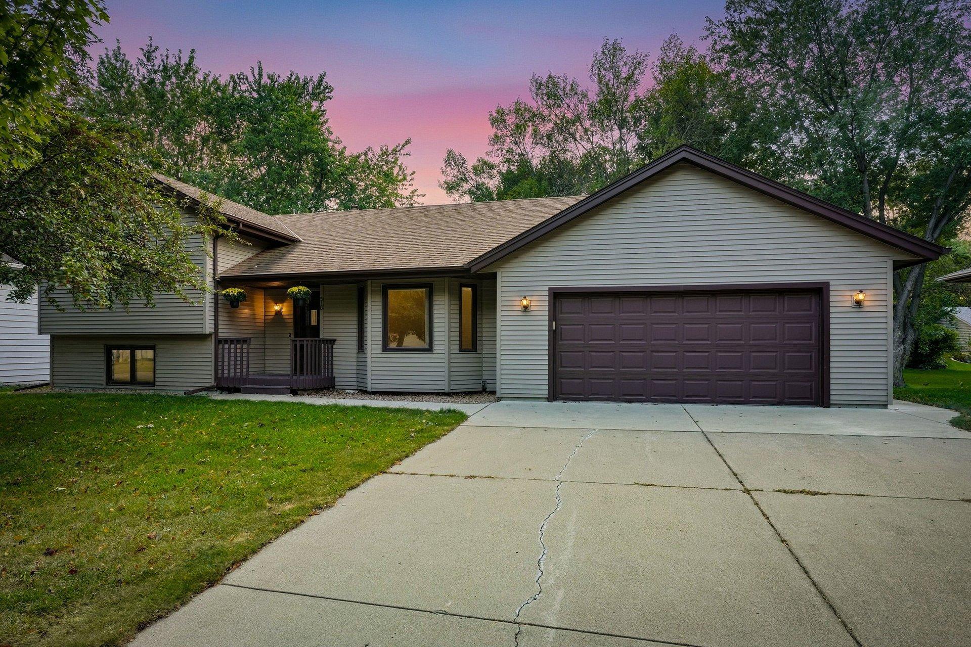 330 Shady Ridge Road Northwest Hutchinson, MN 55350 - Photo 1 of 28 Gallery Image 1