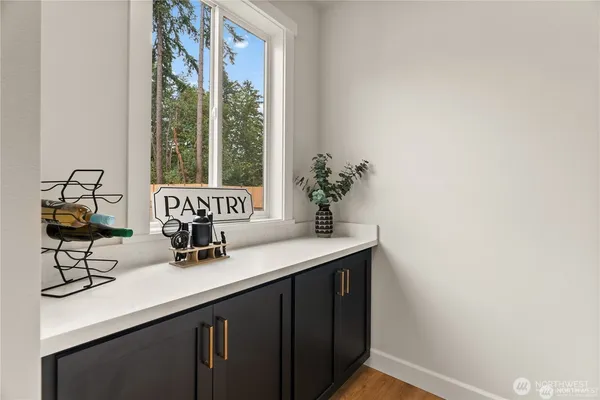 $869,950 | 1327 60th Avenue Northeast, Tacoma, WA 98422