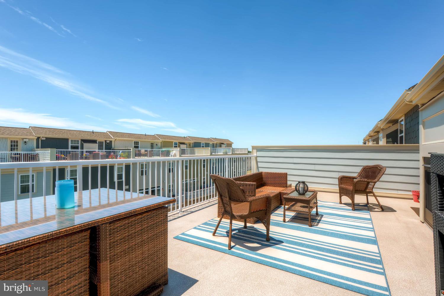 2033 Case Road Baltimore, MD 21222 - Photo 27 of 30 a view of a balcony with lounge chair