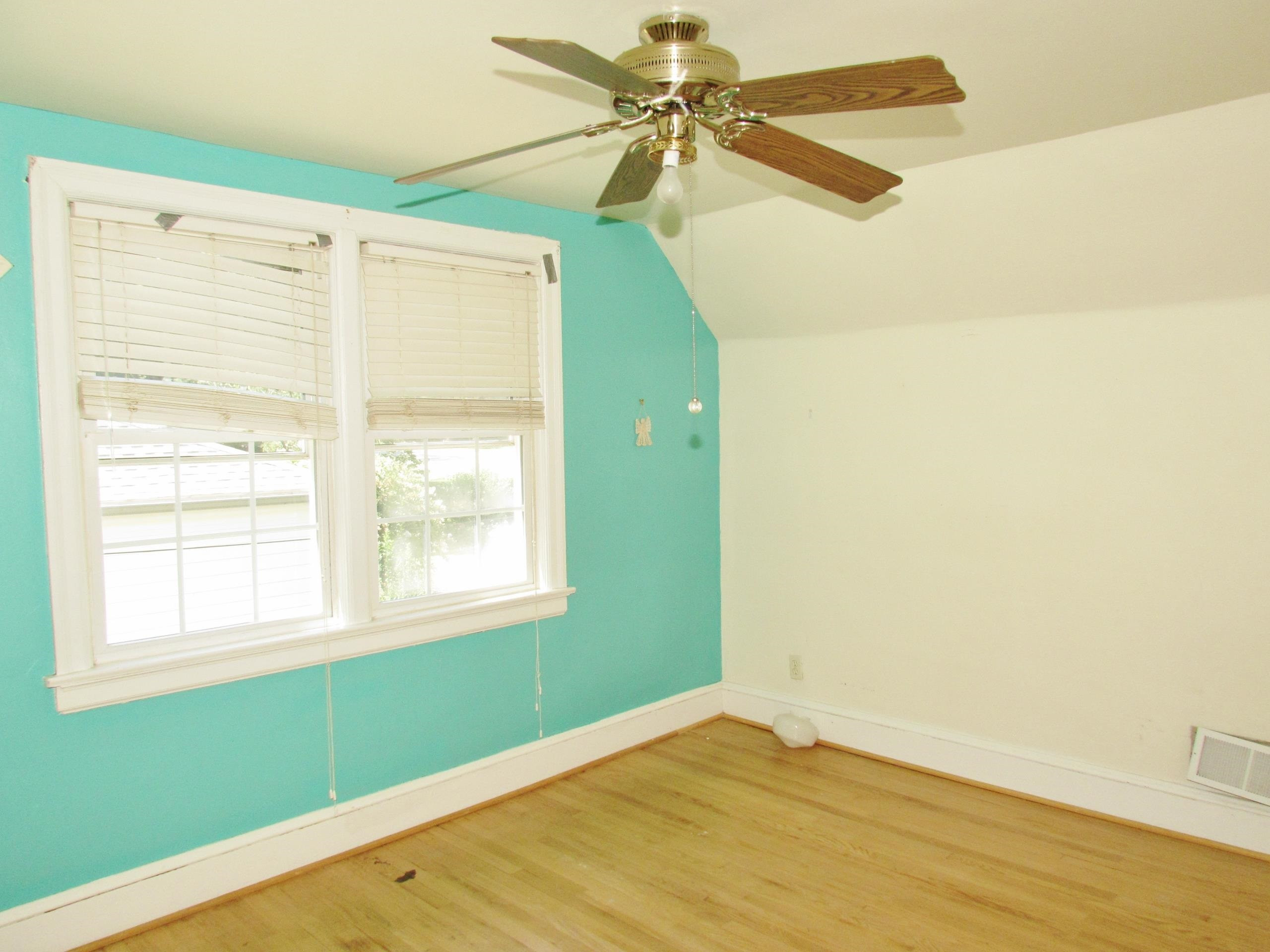 1422 Chester Road Raleigh, NC 27608 - Photo 23 of 47 Upstairs Bedroom