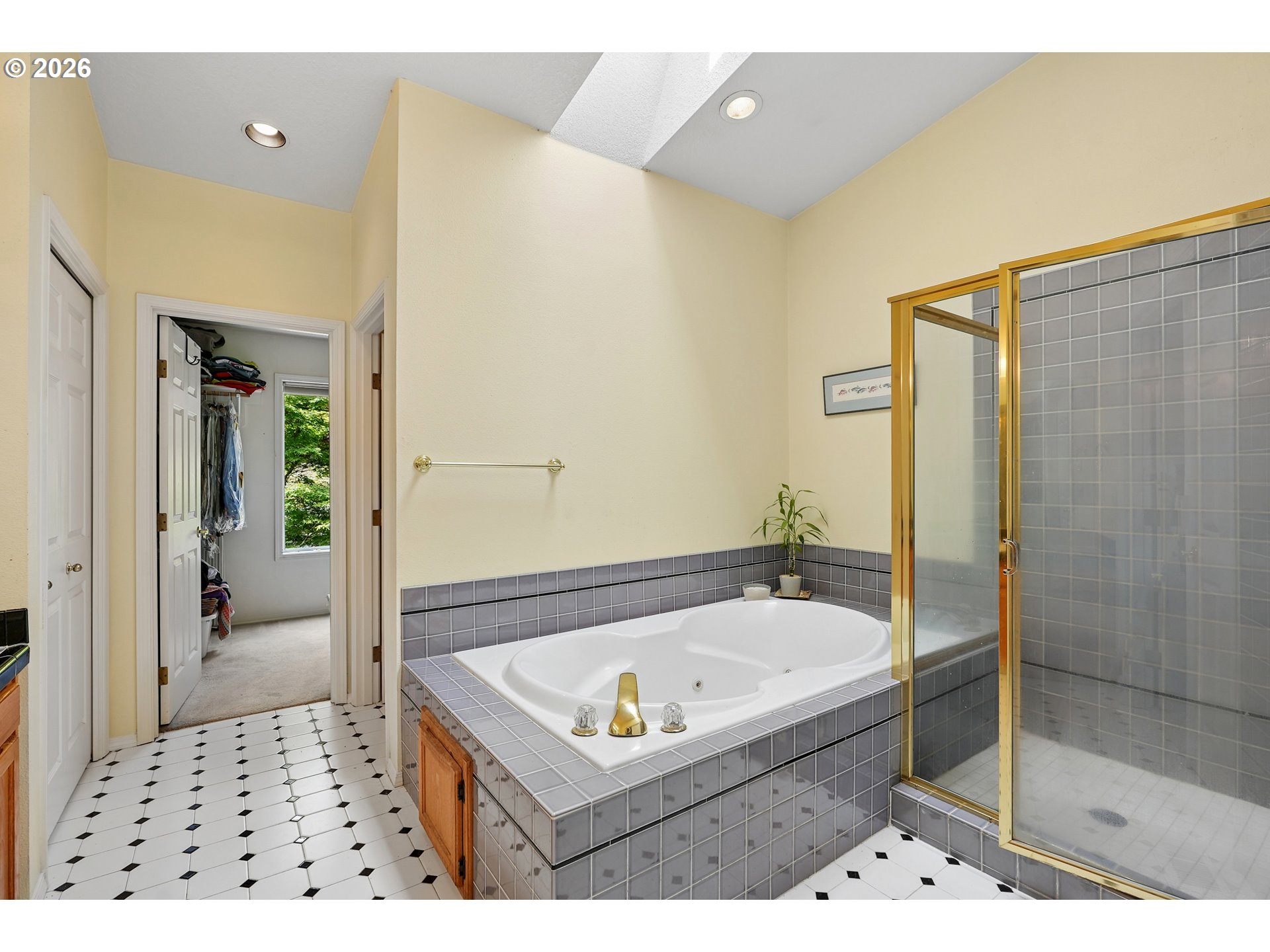 3322 Southwest Evergreen Terrace Portland, OR 97205 - Photo 20 of 40
