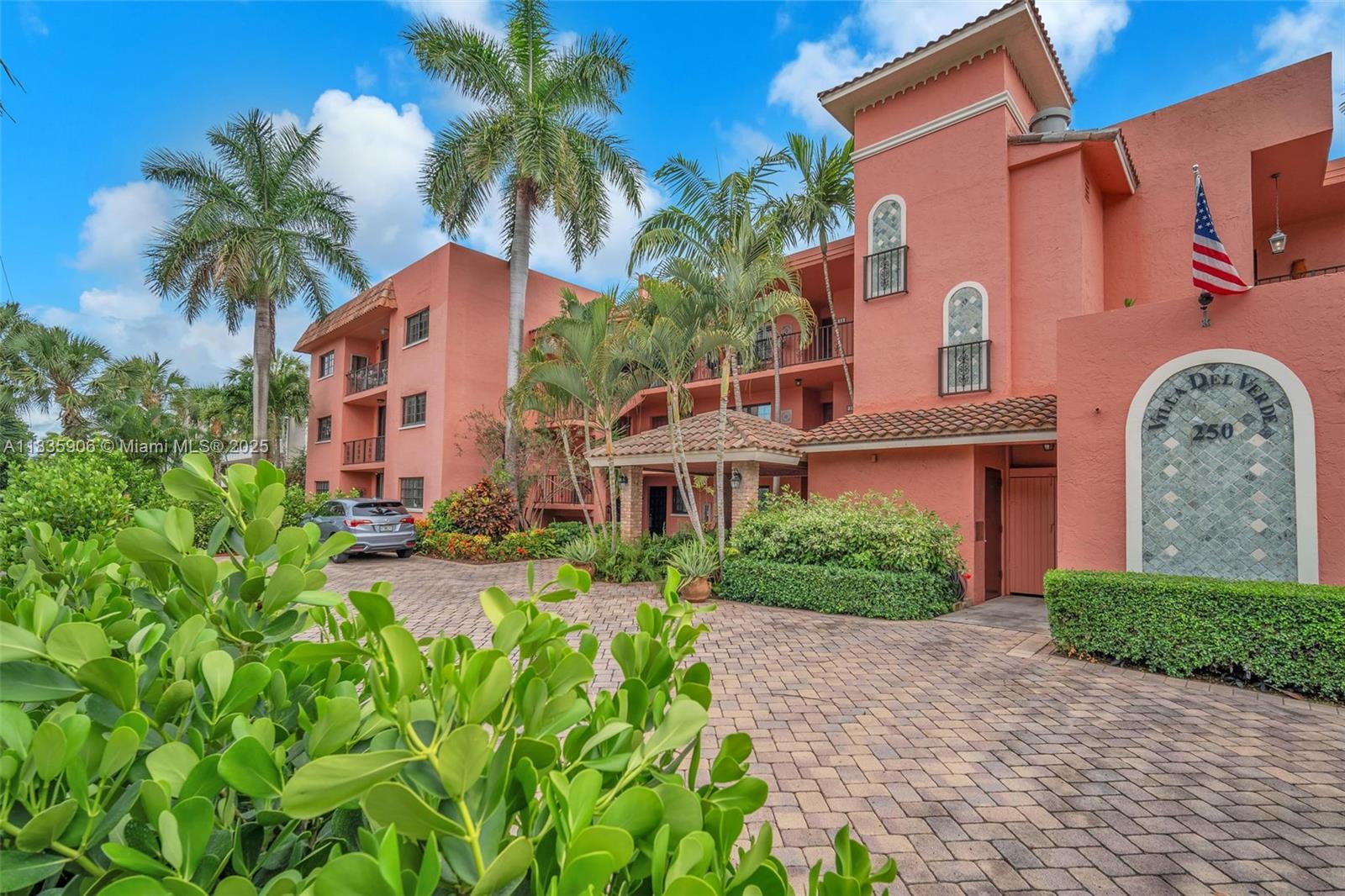 250 East Royal Palm Road, Unit 1C Boca Raton, FL 33432 - Photo 1 of 52
