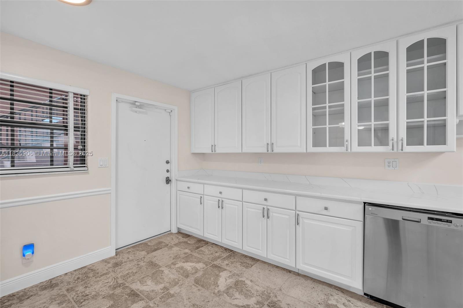 250 East Royal Palm Road, Unit 1C Boca Raton, FL 33432 - Photo 15 of 52