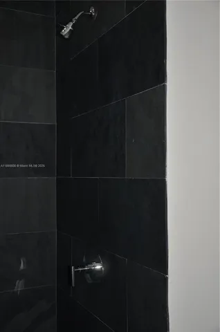 a close up view of a washer and dryer