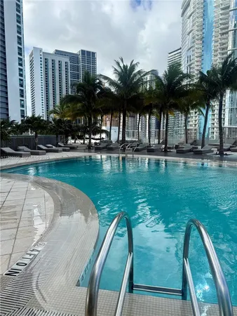 $719,000 | 900 Biscayne Boulevard, Unit 5104, Miami, FL 33132