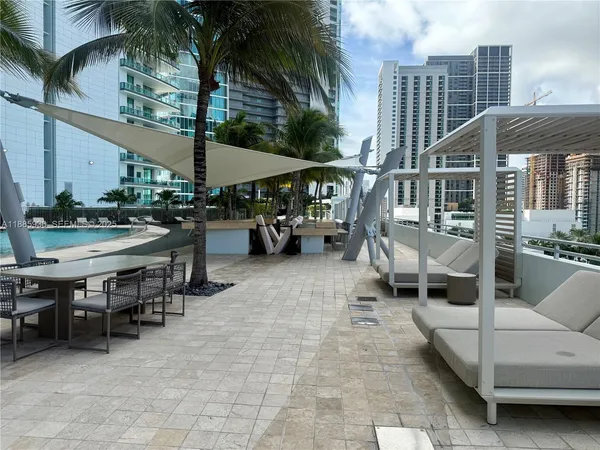 $719,000 | 900 Biscayne Boulevard, Unit 5104, Miami, FL 33132