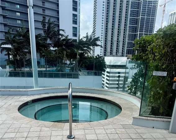 $719,000 | 900 Biscayne Boulevard, Unit 5104, Miami, FL 33132