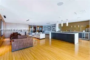 $765,000 | 900 Biscayne Boulevard, Unit 5104, Miami, FL 33132