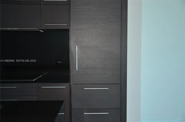 $719,000 | 900 Biscayne Boulevard, Unit 5104, Miami, FL 33132