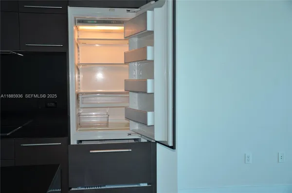 $719,000 | 900 Biscayne Boulevard, Unit 5104, Miami, FL 33132