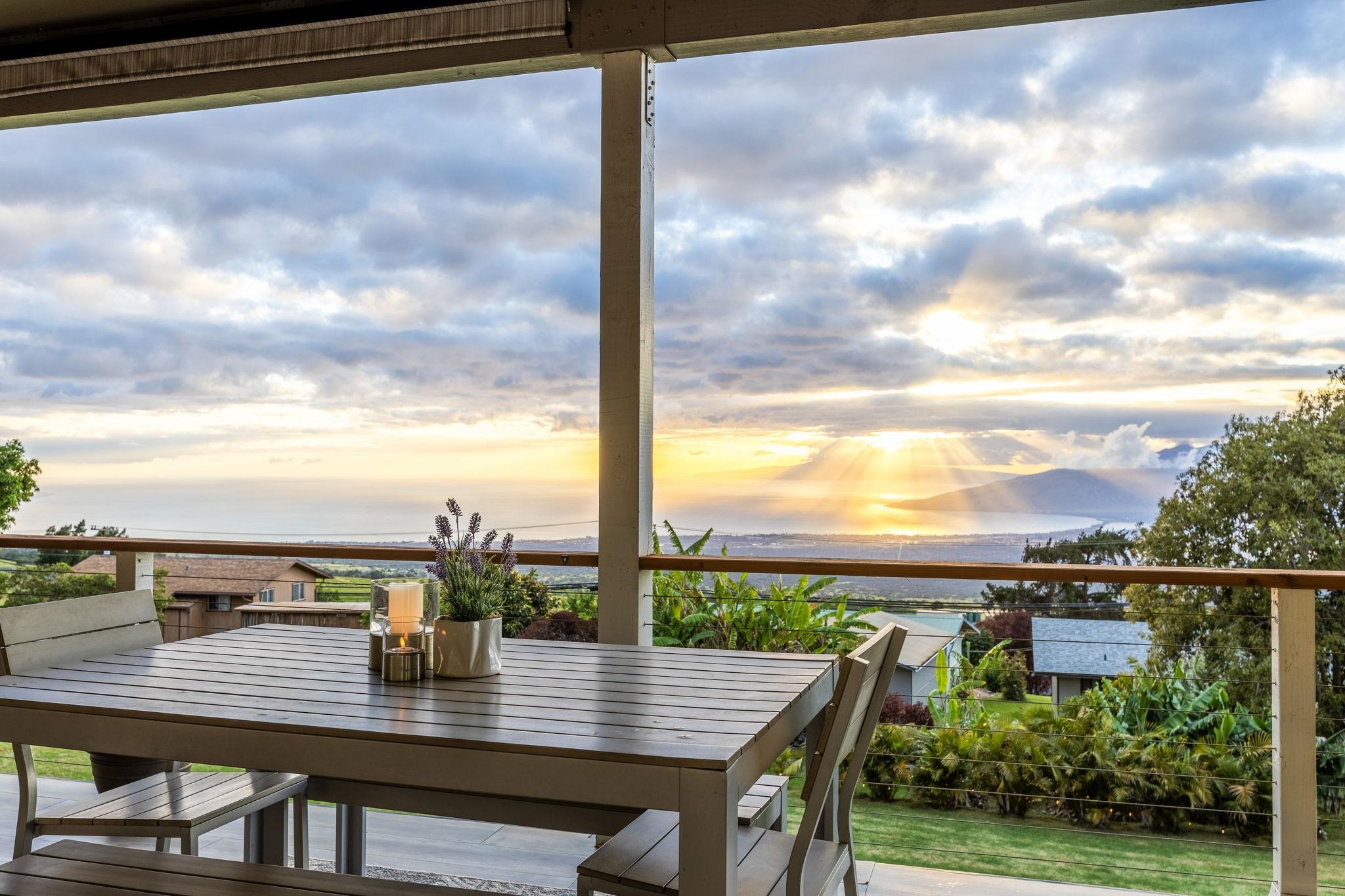 59 Waipoli Road Kula, HI 96790 - Photo 45 of 47 a view of roof deck with furniture