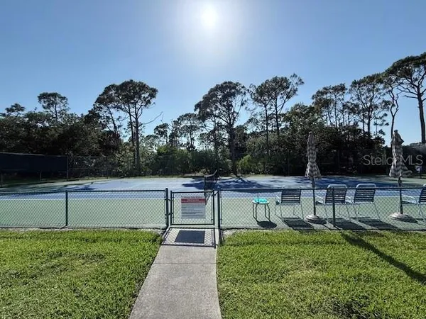 $2,095 | 8755 Olde Hickory Avenue, Unit 7109, Sarasota, FL 34238