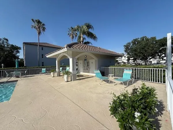 $2,095 | 8755 Olde Hickory Avenue, Unit 7109, Sarasota, FL 34238