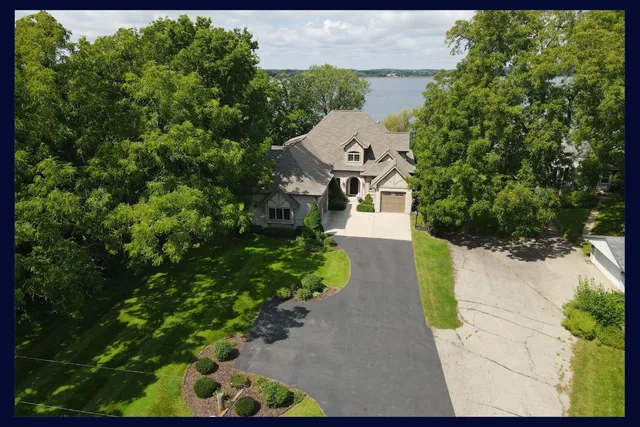 $2,590,000 | 705 South Ferry Drive, Lake Mills, WI 53551