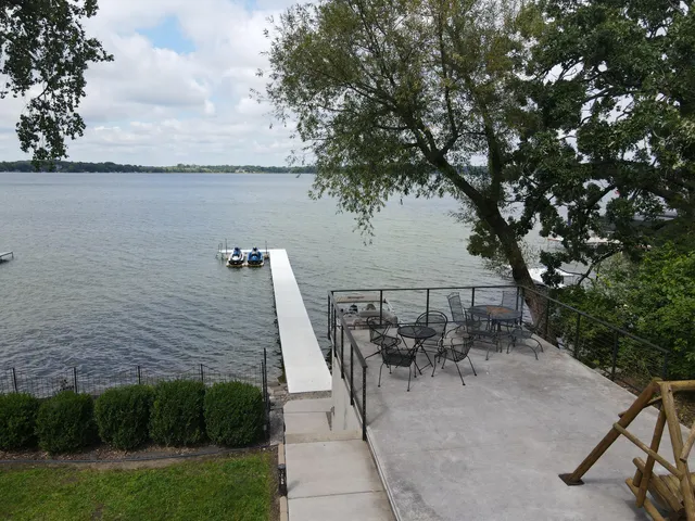 $2,590,000 | 705 South Ferry Drive, Lake Mills, WI 53551