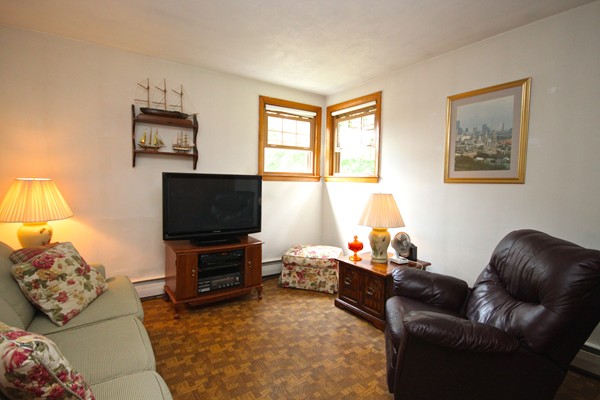 4 Harrow Road Norwood, MA 02062 - Photo 11 of 23 Gallery Image 11