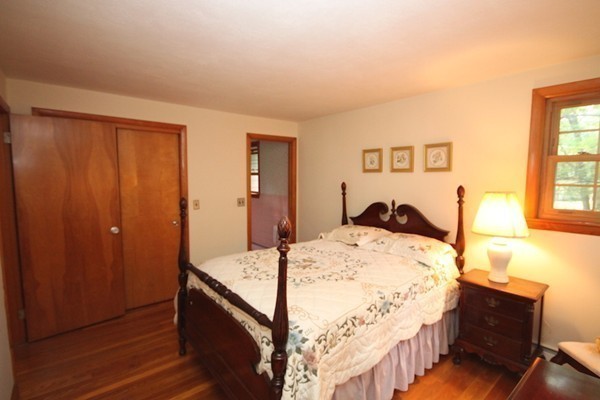 4 Harrow Road Norwood, MA 02062 - Photo 17 of 23 Gallery Image 17